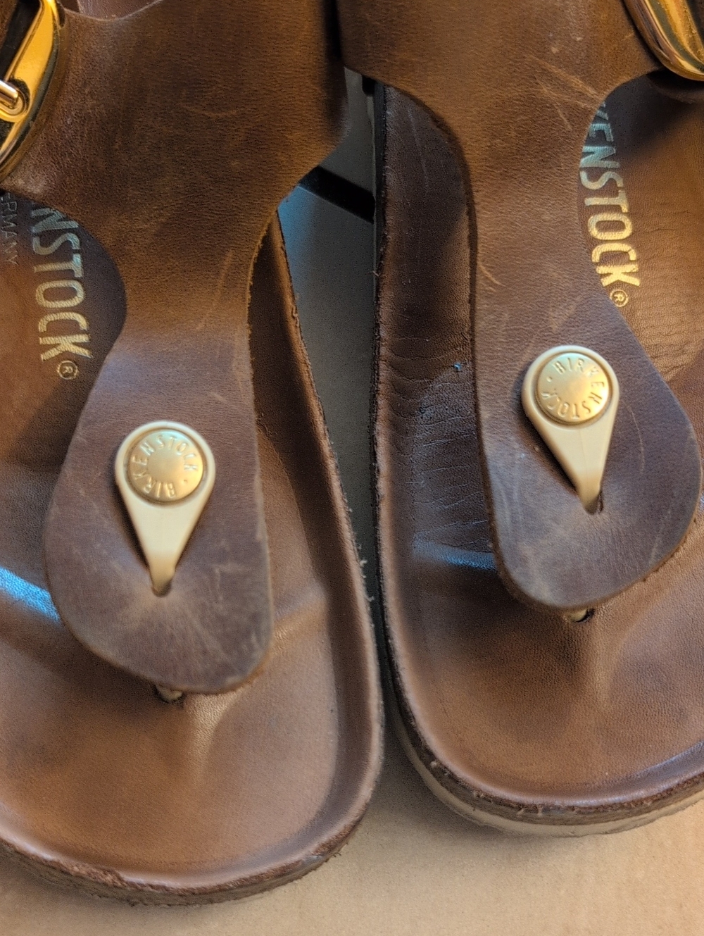BIRKENSTOCK GIZAH LEATHER SANDALS SIZE 41 Gold BROWN - Picture 3 of 9